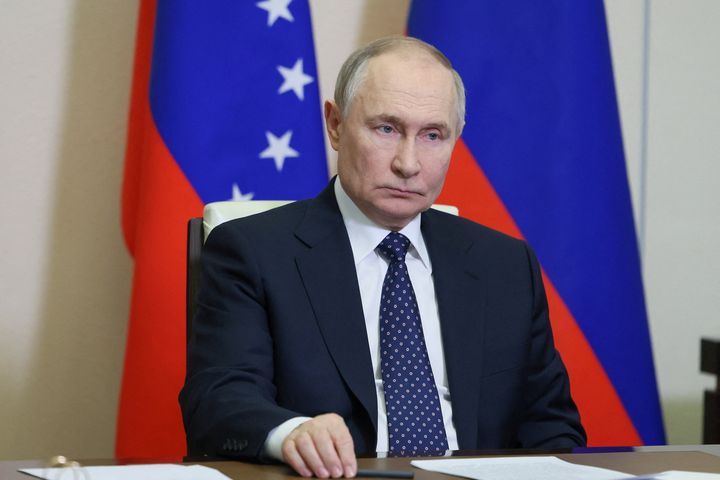 US aligns with G7 urging Russia to accept Ukraine ceasefire deal