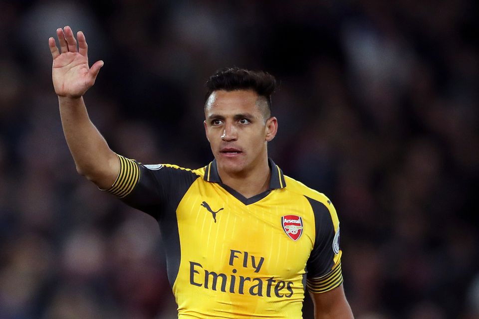 Arsenal's Alexis Sanchez is staying, says Arsene Wenger