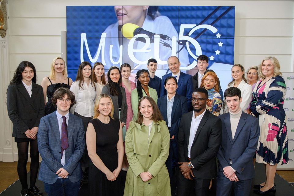 Pictured is Tánaiste, Minister for Foreign Affairs and Minister for Defence, Micheál Martin TD and European Movement Ireland CEO Noelle O Connell with the MyEU50 Third Level competition finalists