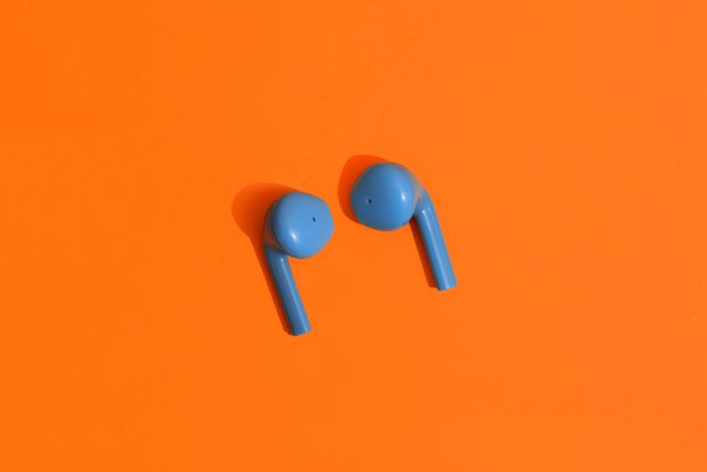 Ask Adrian: Are my Bluetooth headphones a radiation or cancer risk ...