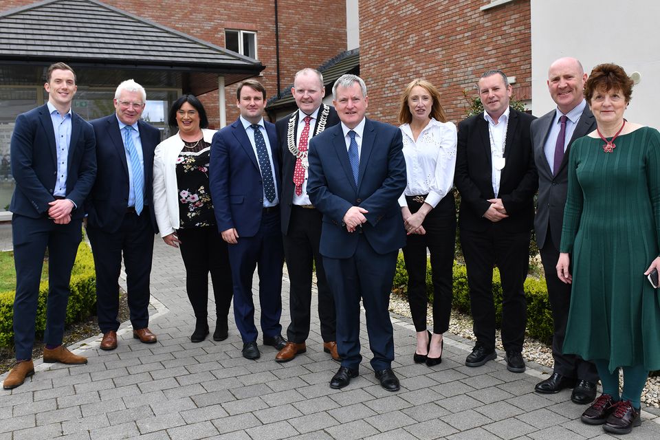 Daniel Forde (Left), Cluid Housing, Fergus O'Dowd TD, Mandy Stevenson, Clann Housing, Senator John McGahon, Cllr. Conor Keelan, Cathaoirleach LCC, Eimear Lynch, Clann Housing, Cllr. Kevin Meenan, Cathaoirleach Dundalk MDC, John Lawrence and Catherine Duff, LCC with Minister of State for Local Government and Planning, Kieran O'Donnell, TD during his visit to Clann Housing Development, Mount Hamilton. Photo: Ken Finegan/www.newspics.ie