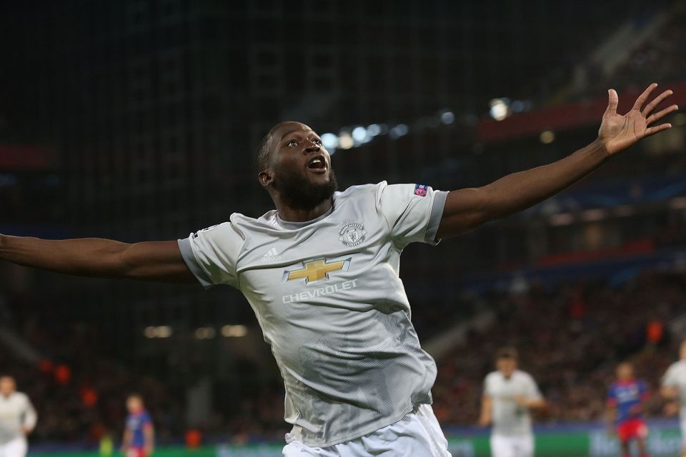 Romelu Lukaku of Manchester United celebrates scoring their first goal during the UEFA Champions League group A match between CSKA Moskva and Manchester United at WEB Arena on September 27, 2017 in Moscow, Russia.  (Photo by Matthew Peters/Man Utd via Getty Images)