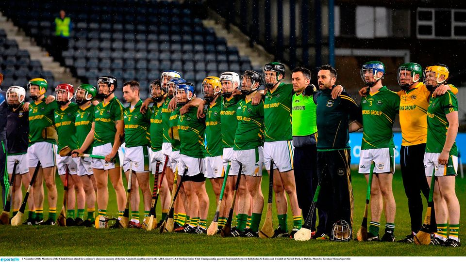 6 November 2018; Members of the Clonkill team stand for a minute's silence in menory of the late Annabel Loughlin prior to the AIB Leinster GAA Hurling Senior Club Championship quarter-final match between Ballyboden St Endas and Clonkill at Parnell Park, in Dublin. Photo by Brendan Moran/Sportsfile