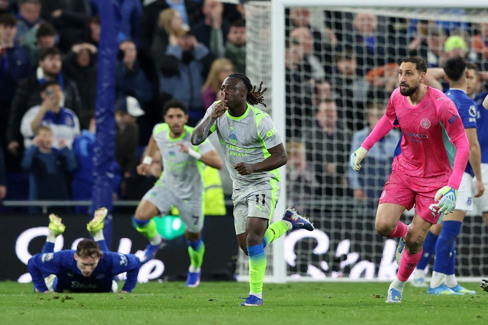 Jake O'Brien on target as Everton dent Manchester City's title push to give  Arsenal the initiative | Irish Independent