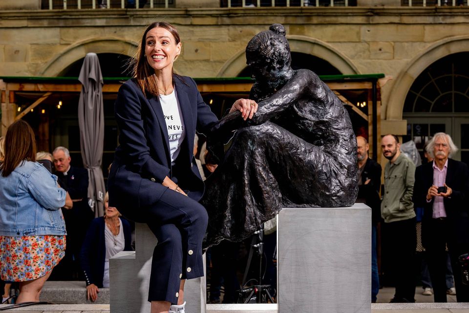 Suranne Jones unveils statue of Gentleman Jack protagonist Anne  