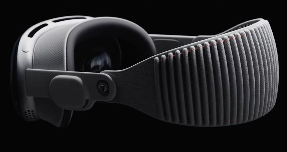 The Vision Pro headset uses an external battery