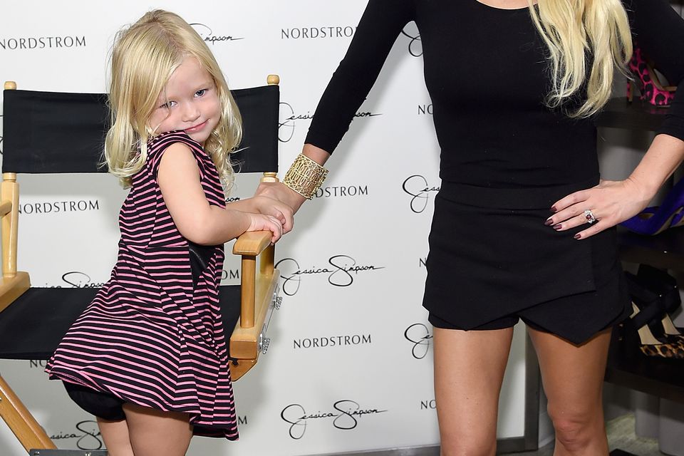 Jessica Simpson shows off picture perfect family (and figure) at