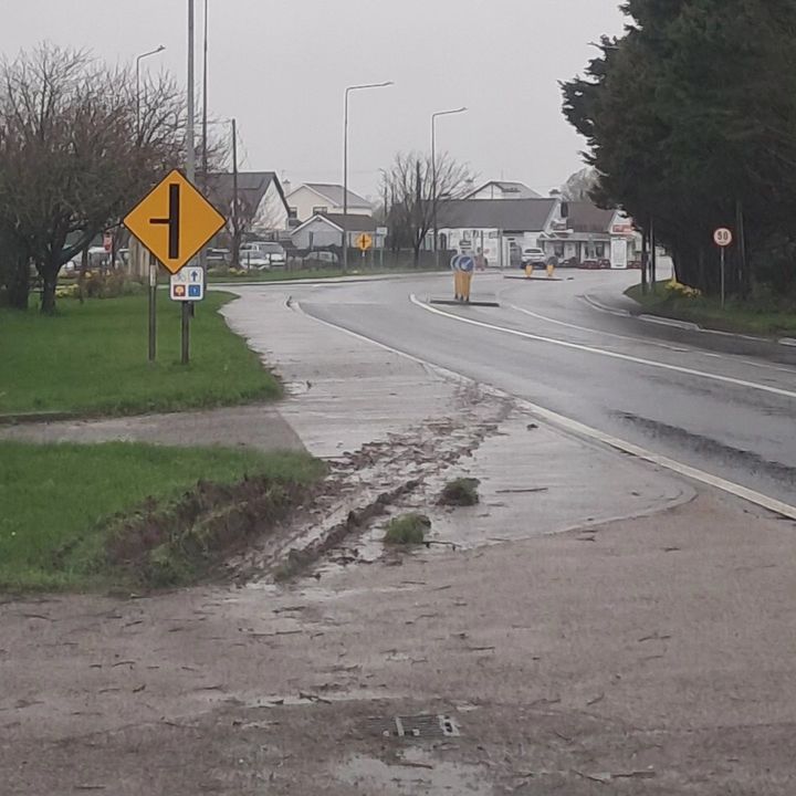Bollards to be installed in Rosslare Harbour to prevent trucks parking on roadsides