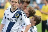 thumbnail: David Beckham's eldest reportedly given a short-term contract with the Premier League side