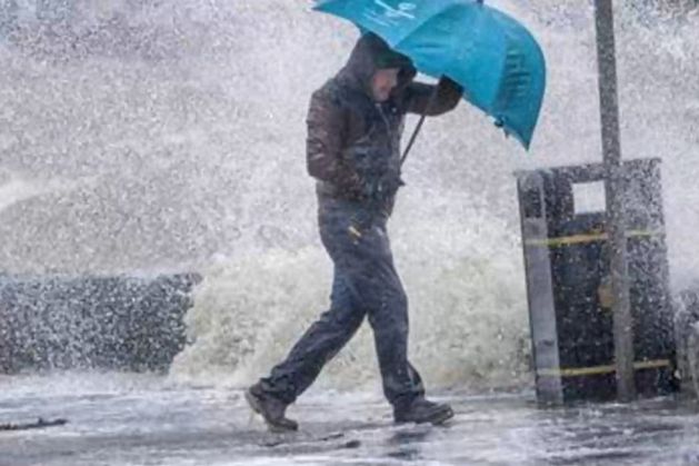 Storm Bert: 11,000 homes without power as Met Éireann issues new weather warnings