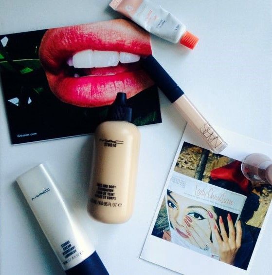 Siomha's make-up must-haves including Mac Strobe Cream, Nars Radiant Conceale and Glossier's The Balm Dot Com. Photo: Siomha Connolly