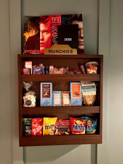 A 'Munchies' shelf in one of The Dean's suites...