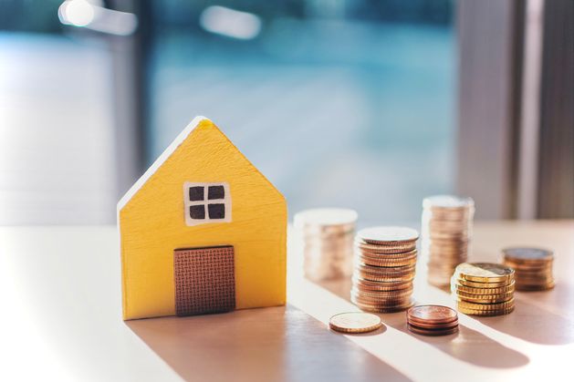 Mortgage rates fall to lowest level in more than two years