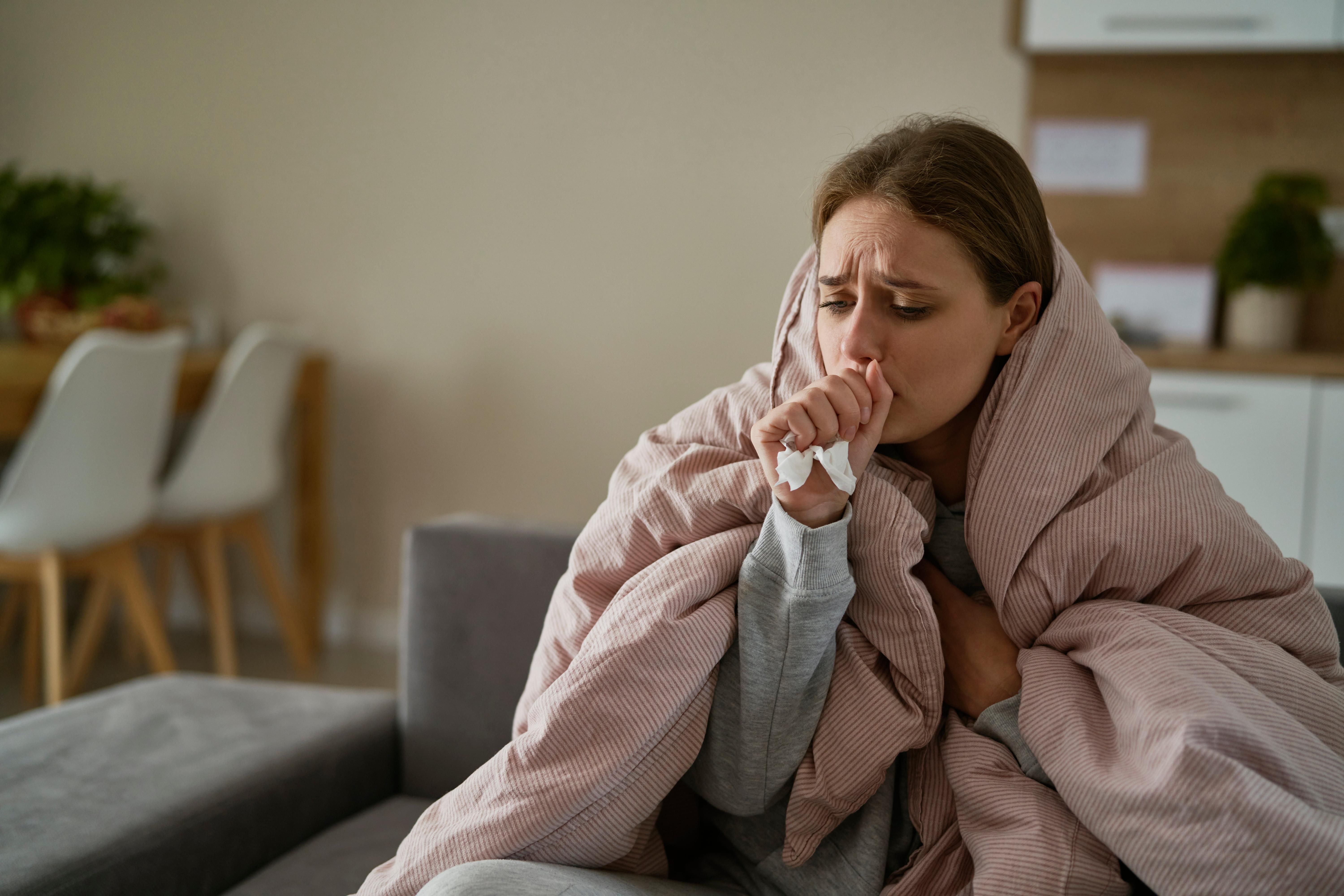 Unveiling the Parallel: A Study Reveals the Surprising Resemblance Between Long Colds and Long Covid, Persisting for Weeks