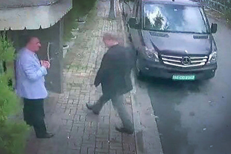 Footage: Journalist Jamal Khashoggi walking into the Saudi Consulate on Tuesday, October 2