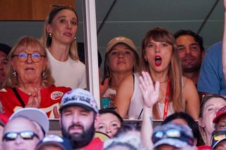 Around the NFL: Taylor Swift watches Chiefs win in style as Miami hands  record beating to Broncos