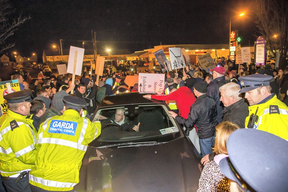 A crowd of over 400 people protest against the incoming water charges at a meeting attended by Enda Kenny, at the Sligo Park Hotel. 
Photo: James Connolly / PicSell8