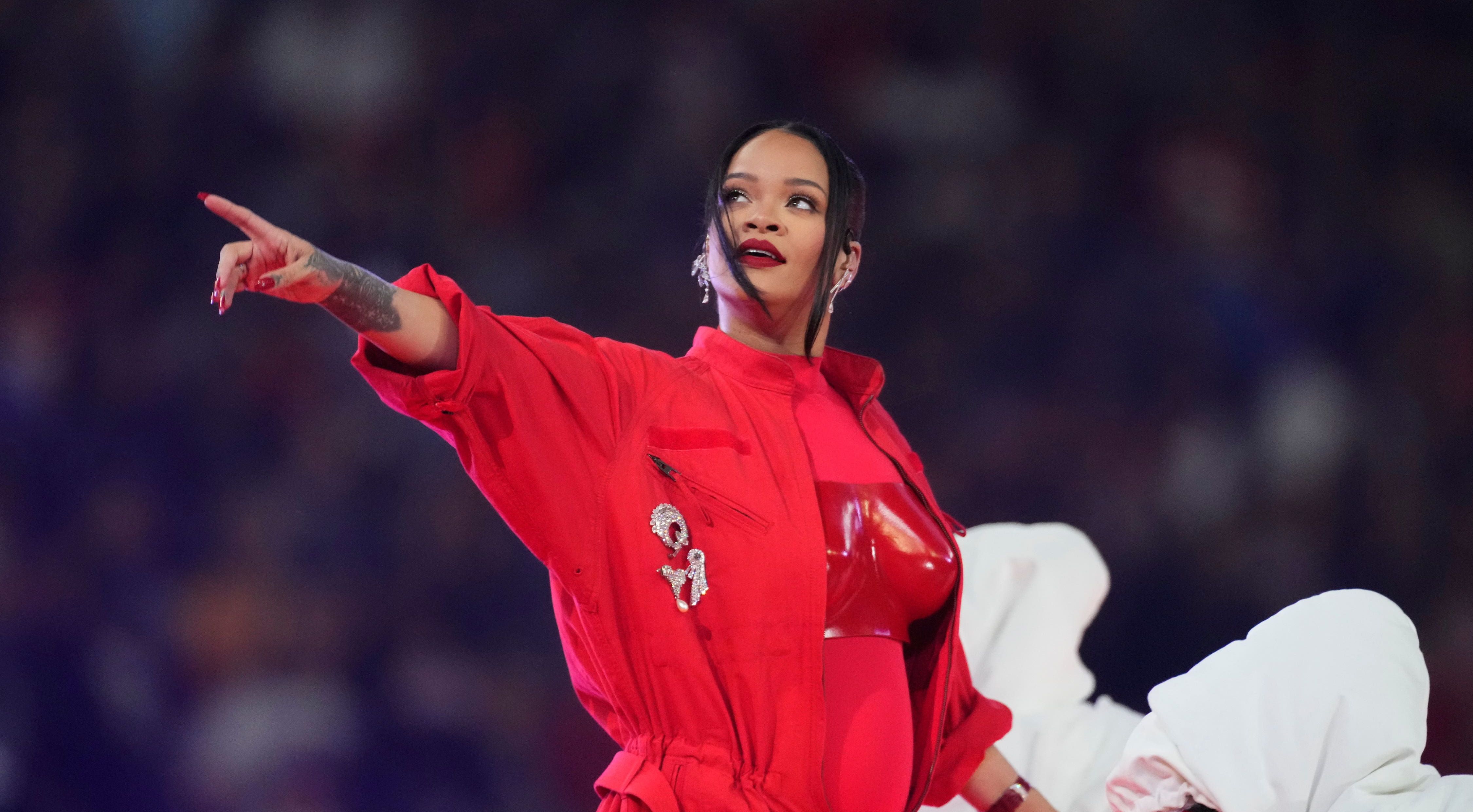 Watch Super Bowl Halftime Show: Relive Rihanna's Performance