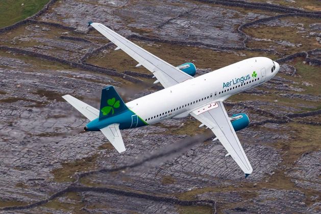 Holidaymakers face possible disruption as Aer Lingus pilots ballot for industrial action