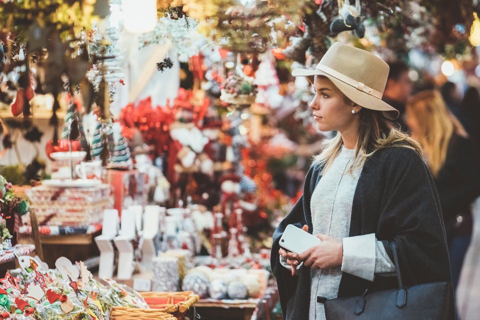 We all want to buy those perfect Christmas presents, but there are many pitfalls that can add significantly  to the expense