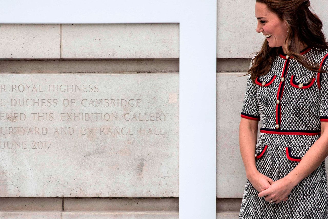 Kate Middleton stuns in €2,200 Jackie O-inspired Gucci dress at