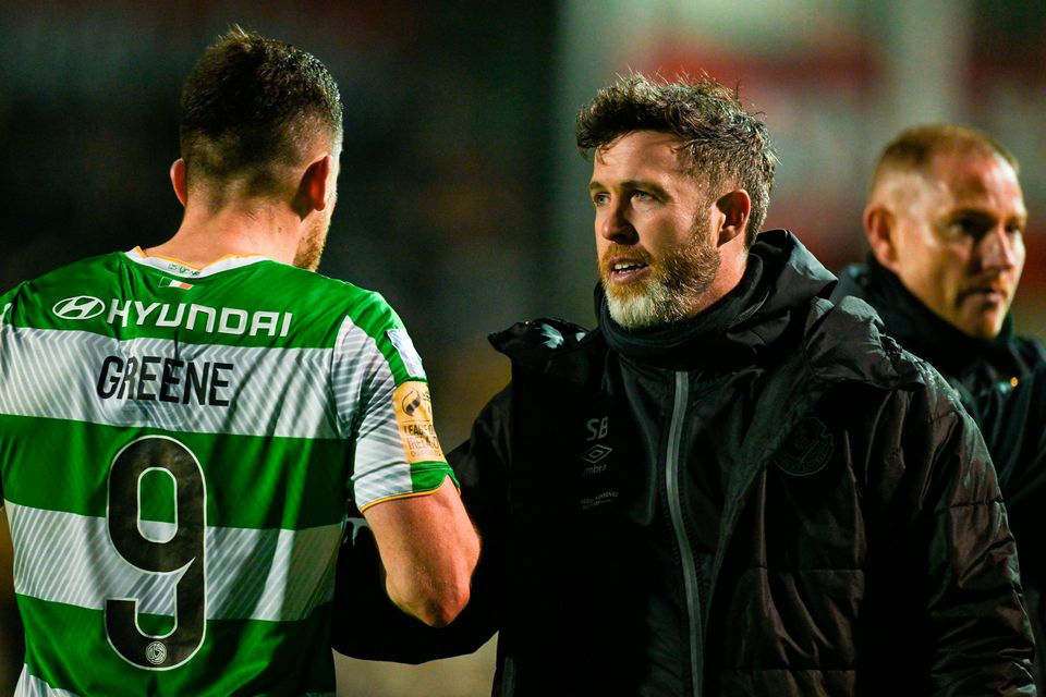 Shamrock Rovers manager Stephen Bradley speaks to Aaron Greene after the SSE Airtricity Premier Division draw with Bohemians at Dalymount Park in Dublin. Photo: Brendan Moran/Sportsfile