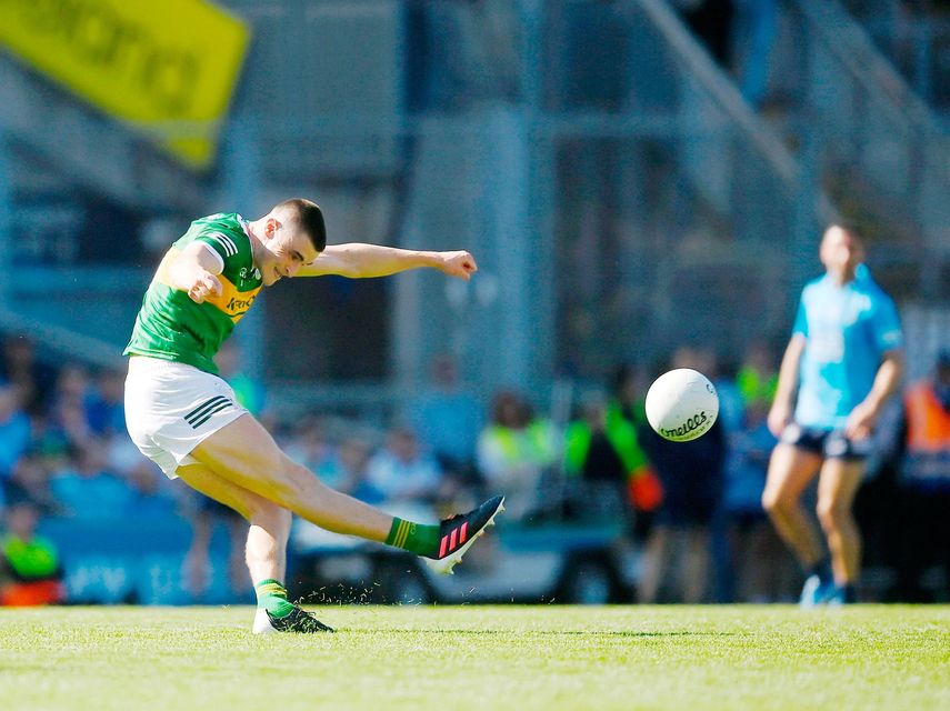 Hurling for Hope on X: Thanks very much to @Kerry_Official Goalkeeper  Shane Ryan for donating a signed Kerry jersey to the @Hurling4hope group.  Remember folks a €5 donation, tag friends and retweet