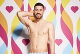 thumbnail: Scott van-der-Sluis in on this year's Love Island