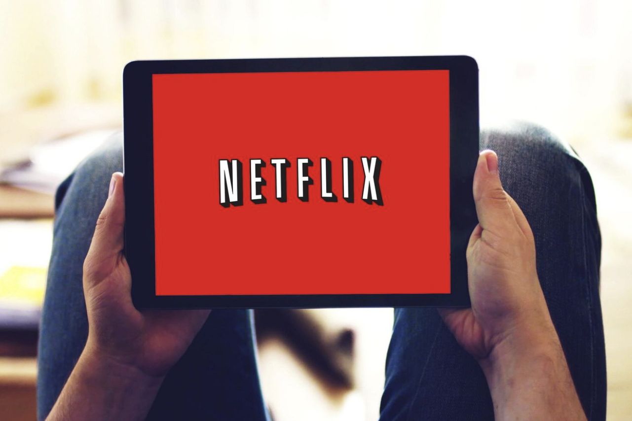 La campagne de partage de mots de passe de Netflix pourrait interdire les comptes utilisés à l’extérieur de la maison pendant un mois