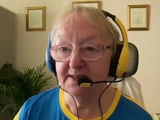 76-year-old gamer grandma says playing Fortnite was 'love at first sight' |  Irish Independent