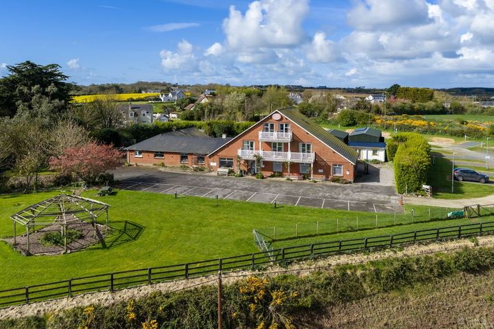 Wexford guesthouse listed for sale a year after controversial IPAS plans were withdrawn