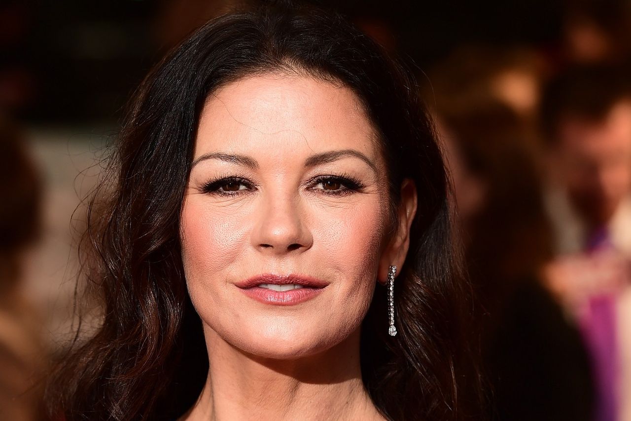 Catherine Zeta-Jones hits out at lack of Hollywood roles for older women |  Independent.ie