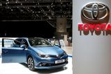 thumbnail: Toyota Auris Hybrid