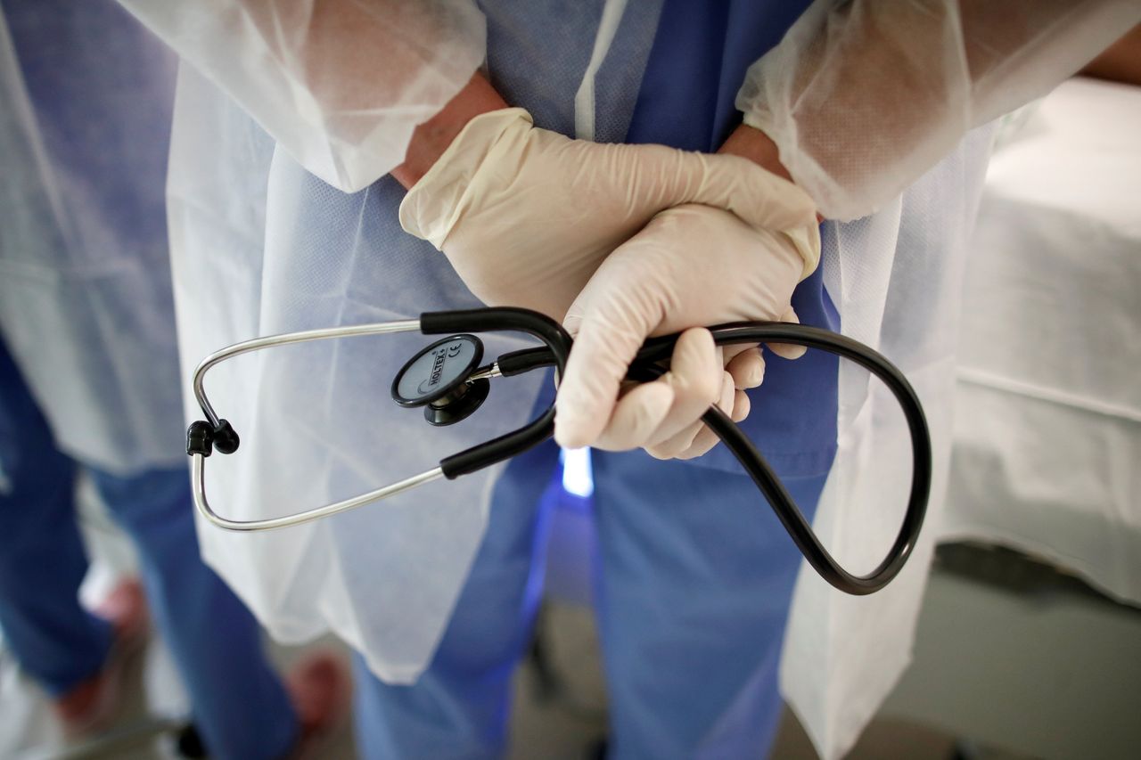 Night-time ICU discharge linked to higher death risk, research shows ...