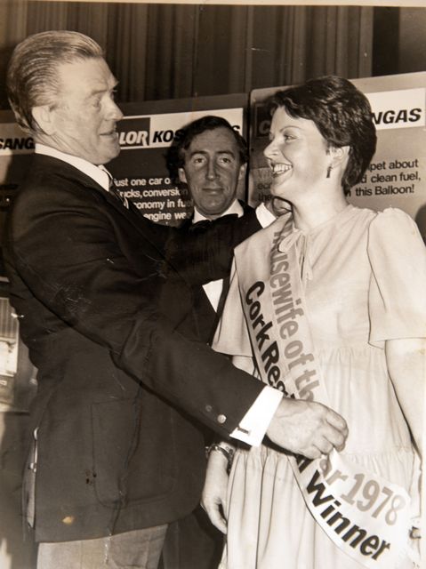 Margaret Carmody from Skibereen, Co Cork, being announced Housewife Of The Year 1978. Photo: Provision