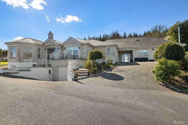See inside five-bedroom Wicklow home on over an acre priced at €1.5m