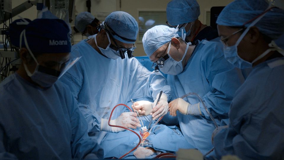 ​Surgeons: At the Edge of Life