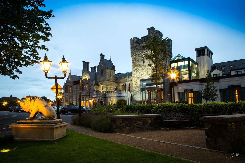 Just 10 minutes from Dublin city, Clontarf Castle is the perfect romantic getaway for history lovers.