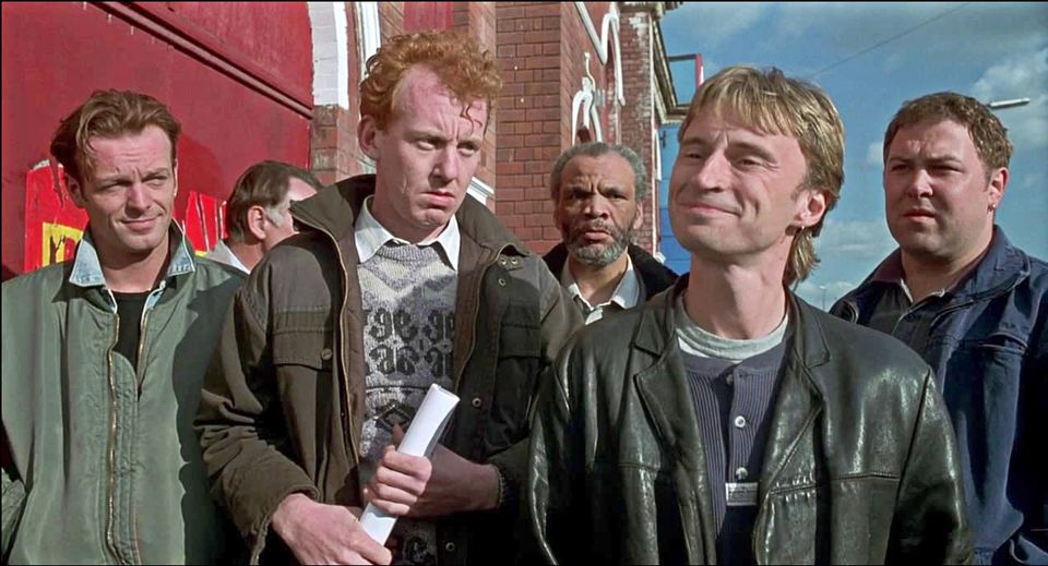 Hugo Speer, Tom Wilkinson, Steve Huison, Paul Barber, Robert Carlyle and Mark Addy in The Full Monty (1997)