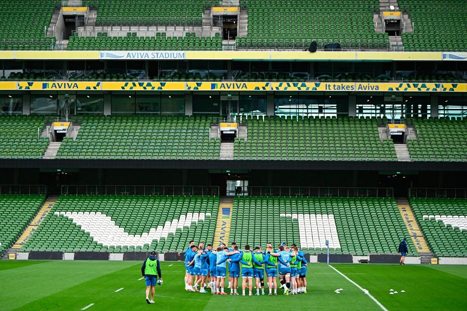 Leinster players huddle during a captain's run at the Aviva Stadium in Dublin. Photo by Harry Murphy/Sportsfile