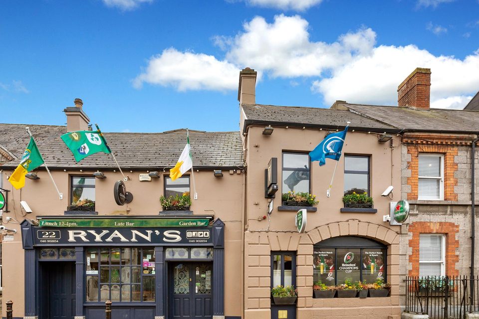 Ryan’s is next to St Mary’s and a close walk to the GAA ground