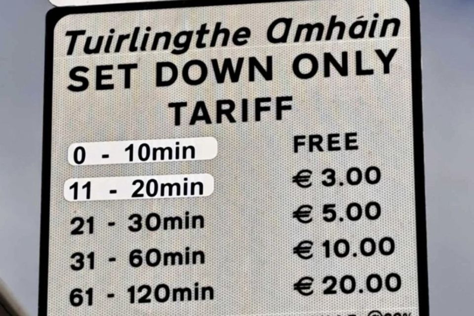 Updated set down time charges at Cork Airport.