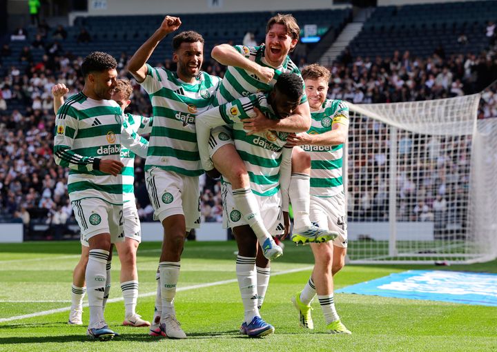 Martin O’Neill to face Neil Lennon in Scottish Cup final as Celtic give St Mirren six of the best