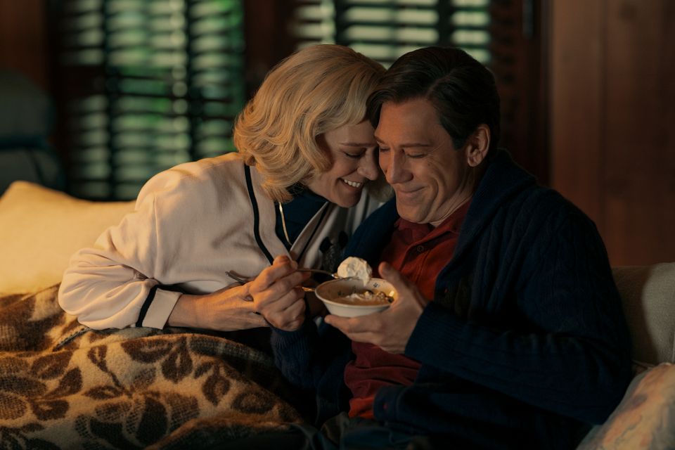 Chloee Sevigny as Kitty Menendez and Javier Bardem as Jose Menendez in “Monsters: The Lyle And Erik Menendez Story” (Miles Crist/Netflix)