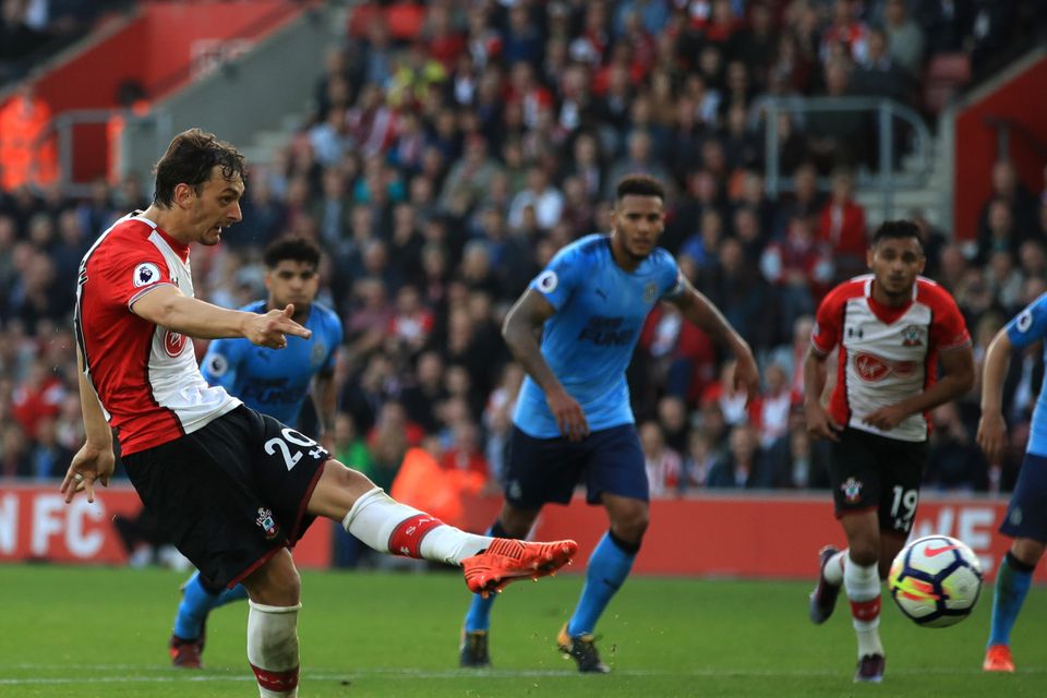 Southampton's Manolo Gabbiadini earned his side a draw against Newcastle with a late penalty