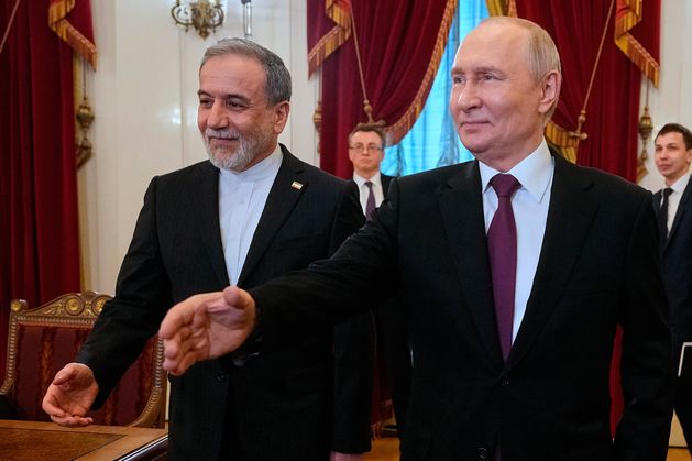 Donald Trump reviews proposal to end war as Vladimir Putin hosts Iran minister