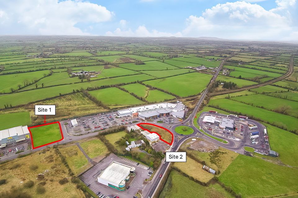 The Tipp Town Shopping Centre located on the Limerick Road on the outskirts of the town, is to be sold on March 21, with a guide price of €1,600,000. 