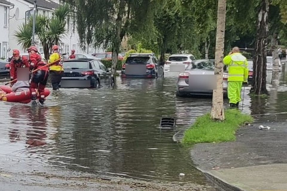 Dublin Fire Brigade responding to flooding in Castle Court, Clontarf, in 2023. Photo: @DubFireBrigade