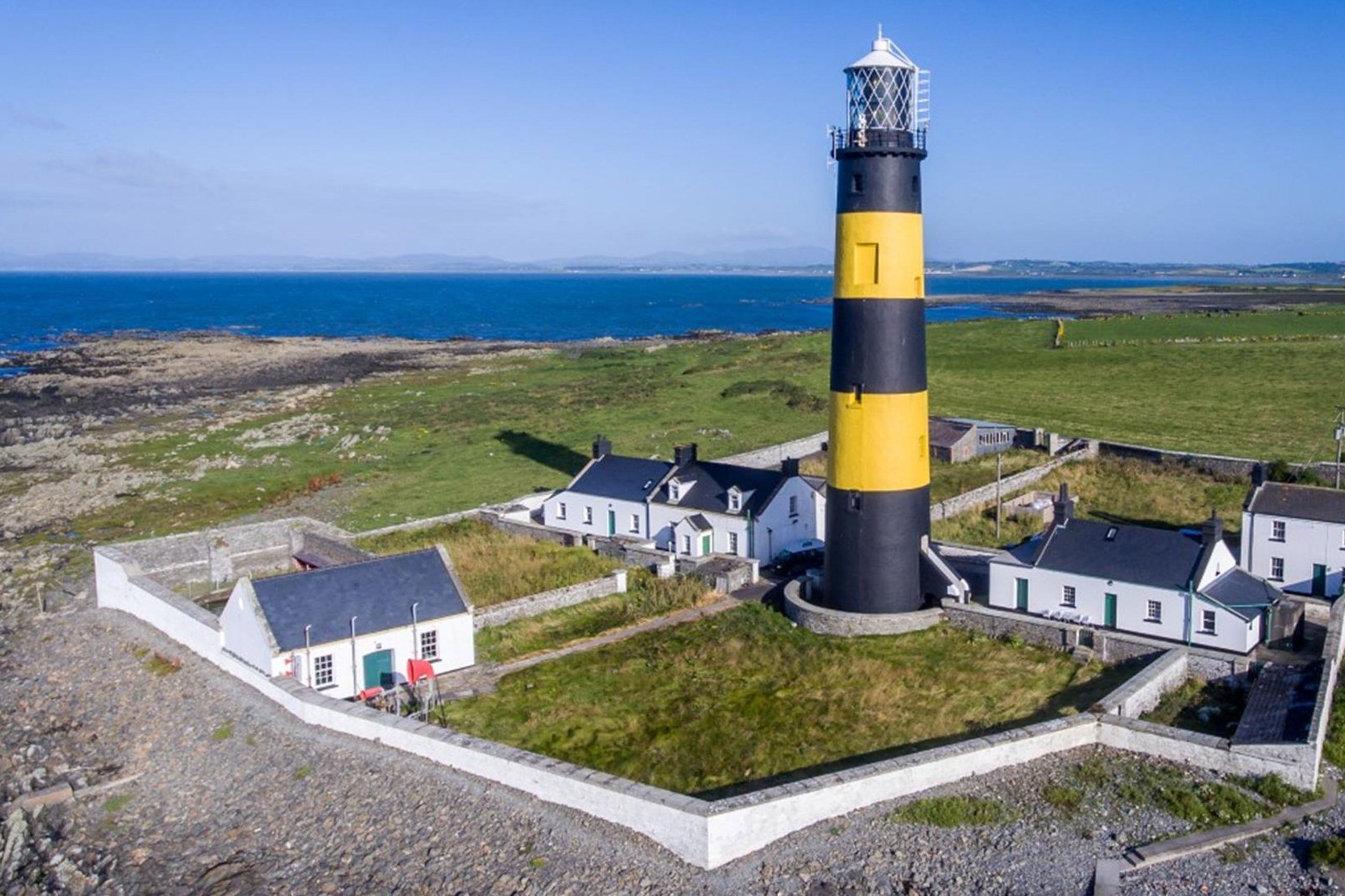 Unforgettable Stay at St John’s Point Lighthouse, Co Down: A Surprisingly Peaceful Review of NI’s Lighthouses