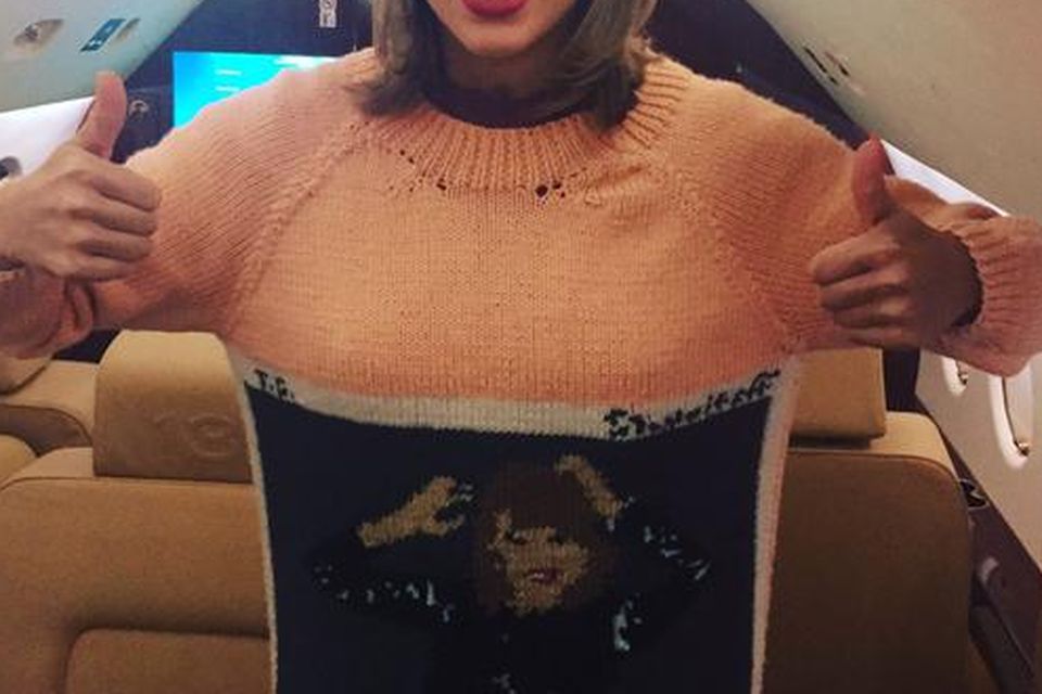 Taylor Swift superfan spends eight months knitting a picture of Taylor into  a jumper